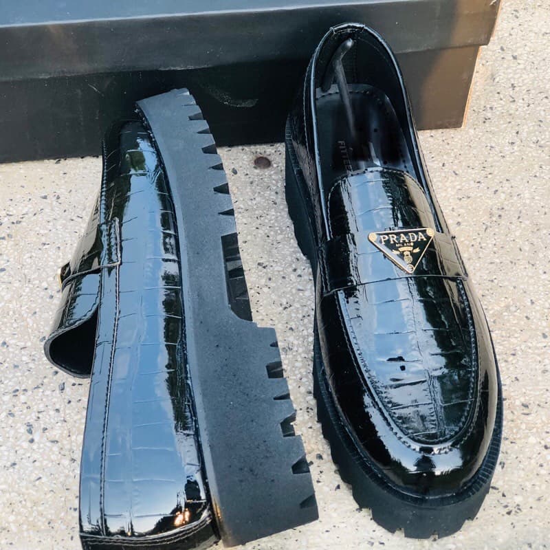 009-Prada Shoe